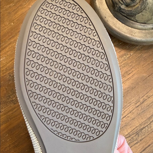 ROTHY’s The Flat Round Toe Flax Birdseye Grey and Cream - Picture 13 of 15